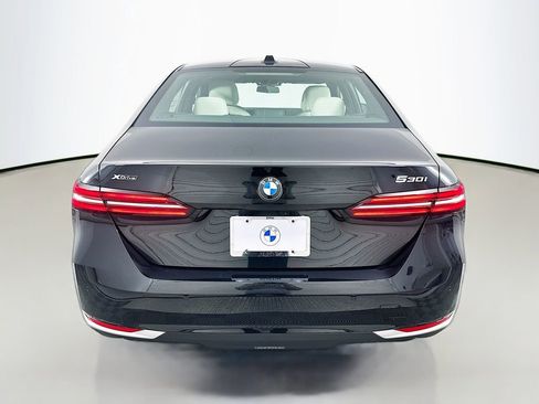 New 2026 BMW 530i xDrive w/ Executive Package image 6