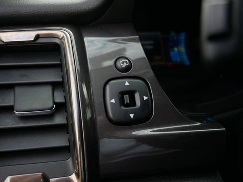 Used 2019 Ford Ranger Lariat w/ Equipment Group 501A Mid AWD/4WD image 33