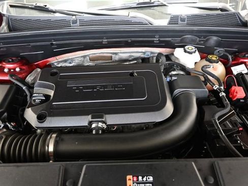 Used 2023 Buick Envision Essence w/ Sport Touring Package image 33