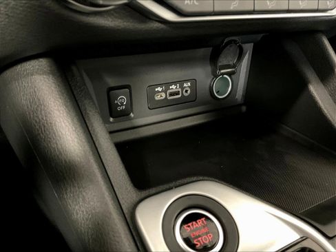 Certified 2025 Nissan Sentra SV image 26