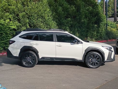 Used 2025 Subaru Outback Onyx Edition XT w/ Popular Package #2 AWD/4WD image 3
