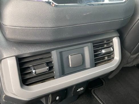Used 2024 Ford F150 Lariat AWD/4WD image 20