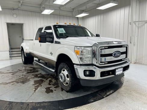 Used 2013 Ford F350 Lariat w/ Lariat Ultimate Pkg image 2