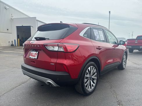 Used 2020 Ford Escape Titanium w/ Titanium Premium Package 2.0 FWD image 12