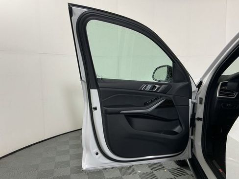 Certified 2023 BMW X5 xDrive40i w/ Premium Package AWD/4WD image 19