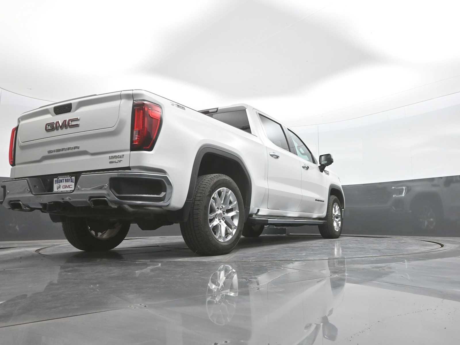 Used 2021 GMC Sierra 1500 SLT w/ SLT Premium Plus Package AWD/4WD image 50