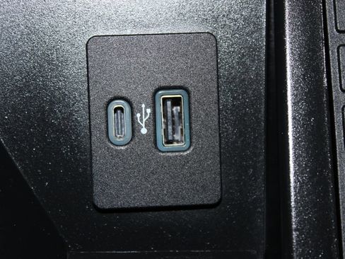 Used 2024 Ford F150 Raptor AWD/4WD image 50
