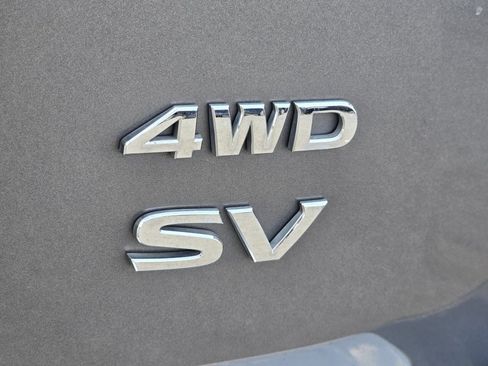 Used 2016 Nissan Pathfinder SV AWD/4WD image 24