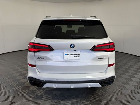 Used 2022 BMW X5 xDrive40i w/ M Sport Package AWD/4WD image 10
