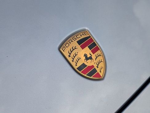 Used 2021 Porsche Panamera image 17