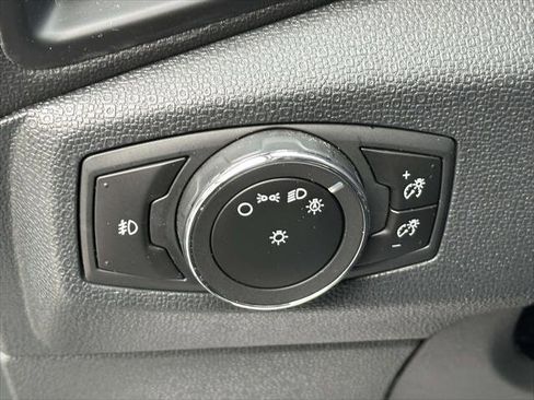 Used 2020 Ford EcoSport SE w/ SE Convenience Package image 19