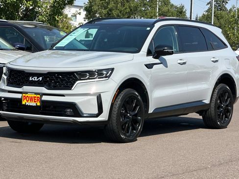 Certified 2023 Kia Sorento SX AWD/4WD image 8