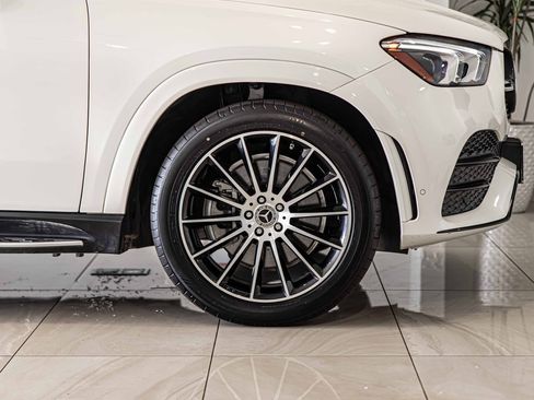 Used 2022 Mercedes-Benz GLE 450 4MATIC w/ Revised AMG Line Exterior image 10