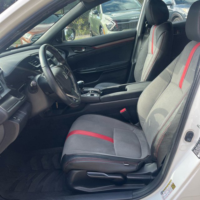 Used 2018 Honda Civic Sport image 9