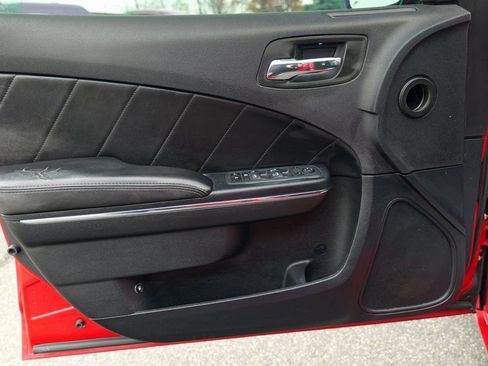 Used 2013 Dodge Charger R/T image 17