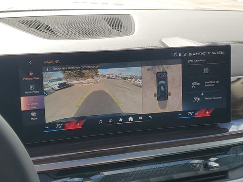 New 2026 BMW X7 xDrive40i w/ Premium Package image 18