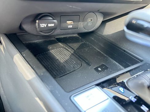 Used 2024 Hyundai Elantra SEL w/ Convenience Package FWD image 35