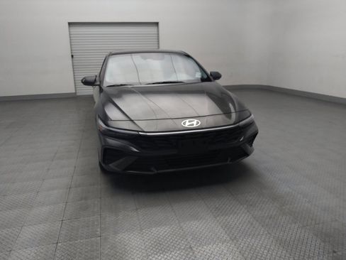 Used 2024 Hyundai Elantra SEL image 14