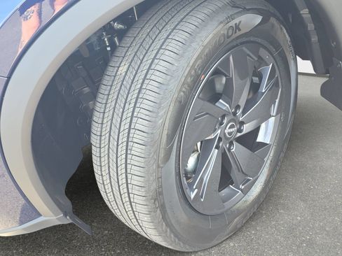 New 2026 Nissan Rogue SV AWD/4WD image 30
