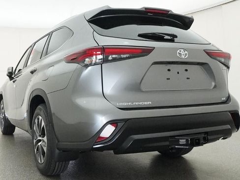 New 2026 Toyota Highlander XLE AWD/4WD image 22