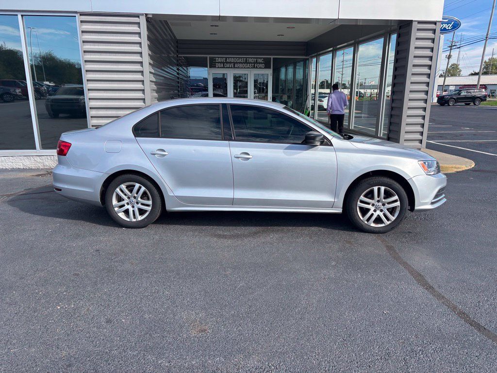Used 2015 Volkswagen Jetta S w/ Welcome Package FWD image 4