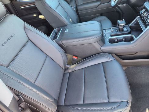 New 2026 GMC Sierra 1500 Denali AWD/4WD image 9
