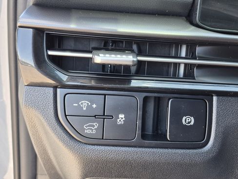 Used 2026 Kia Sportage EX image 33