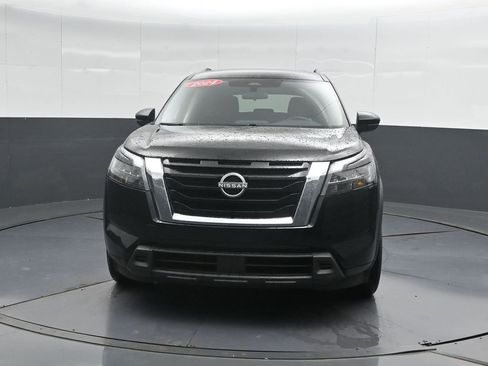 Used 2024 Nissan Pathfinder SV AWD/4WD image 5