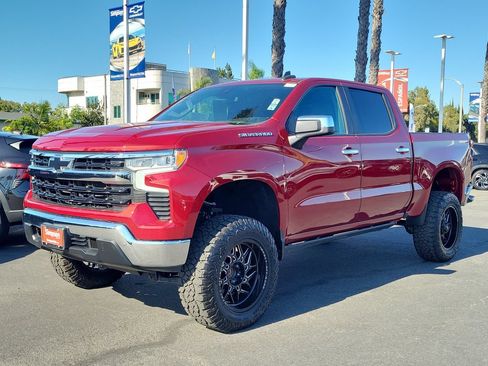 Used 2022 Chevrolet Silverado 1500 LT RWD image 30