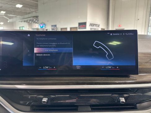 Used 2023 BMW X7 xDrive40i AWD/4WD image 28