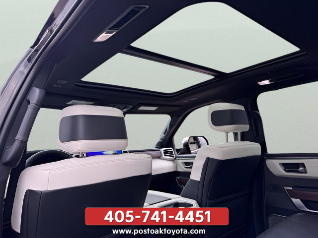 Used 2023 Toyota Sequoia Capstone AWD/4WD image 27