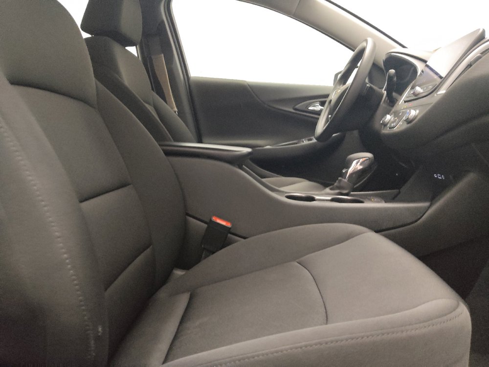 Used 2025 Chevrolet Malibu LS FWD image 21