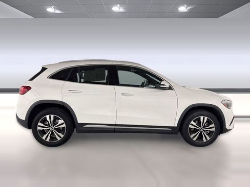 Certified 2025 Mercedes-Benz GLA 250 image 7