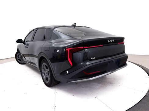 Used 2025 Kia K4 FWD image 2