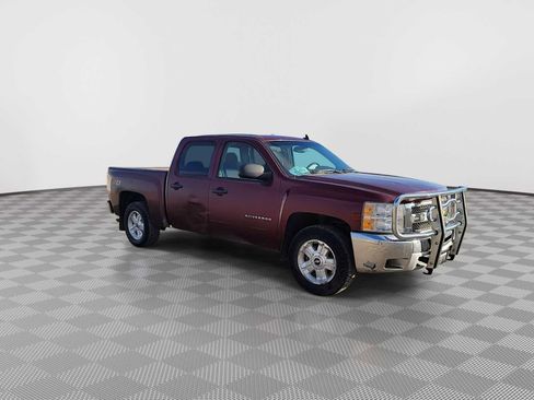 Used 2013 Chevrolet Silverado 1500 LT w/ All-Star Edition AWD/4WD image 2