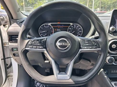 Used 2024 Nissan Sentra SV FWD image 15