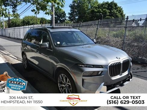 Used 2025 BMW X7 xDrive40i AWD/4WD image 4