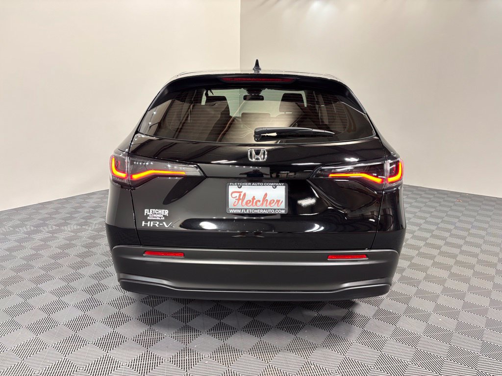 Certified 2024 Honda HR-V LX image 5