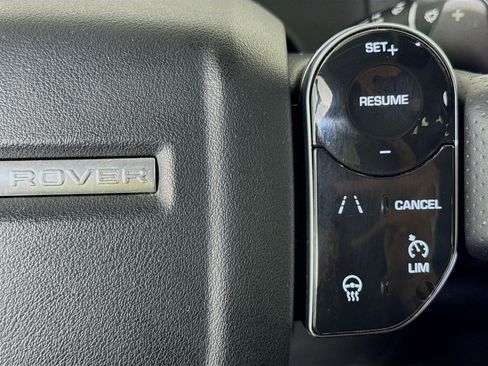 Used 2018 Land Rover Range Rover Velar S AWD/4WD image 14