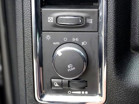 Used 2017 RAM 2500 Laramie w/ Sport Appearance Group image 26