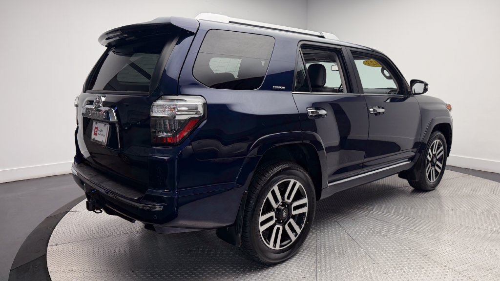 Used 2023 Toyota 4Runner Limited AWD/4WD image 39