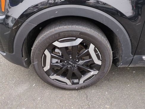 Used 2023 Kia Telluride EX image 27