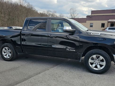 Used 2024 RAM 1500 Laramie AWD/4WD image 5