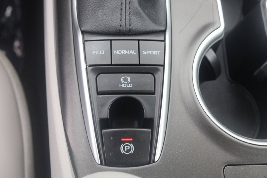Certified 2024 Toyota Camry XLE w/ Cold Weather Package AWD/4WD image 19
