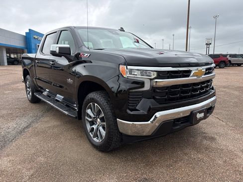 New 2026 Chevrolet Silverado 1500 LT w/ Z71 Off-Road Package AWD/4WD image 7