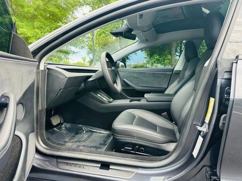 Used 2025 Tesla Model 3 Long Range AWD/4WD image 7