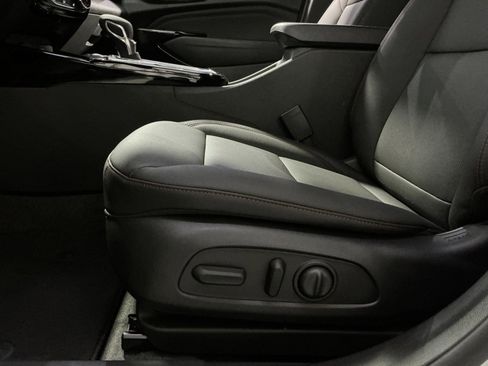 New 2026 Chevrolet Trax RS w/ Driver Confidence Package FWD image 15