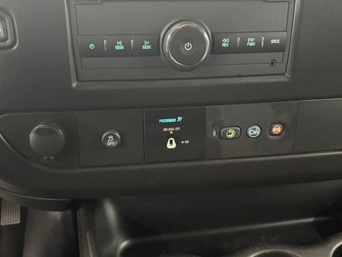 Used 2024 Chevrolet Express 2500 w/ Driver Convenience Package RWD image 22