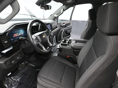 Used 2024 Chevrolet Silverado 2500 LT image 26