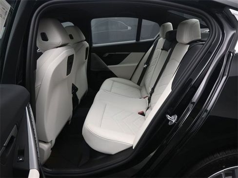 New 2025 BMW 530i w/ Premium Package image 23